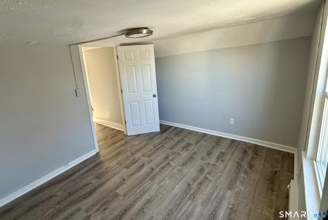 205 Shaw Street New London CT 06320