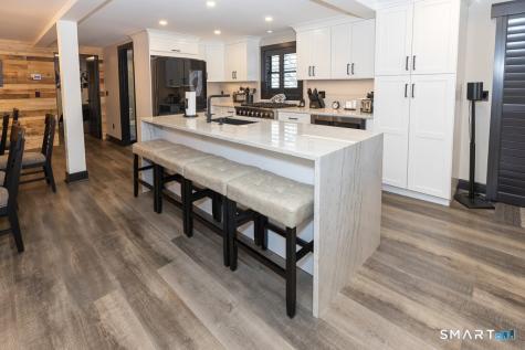 48 Swan Avenue Old Lyme CT 06371