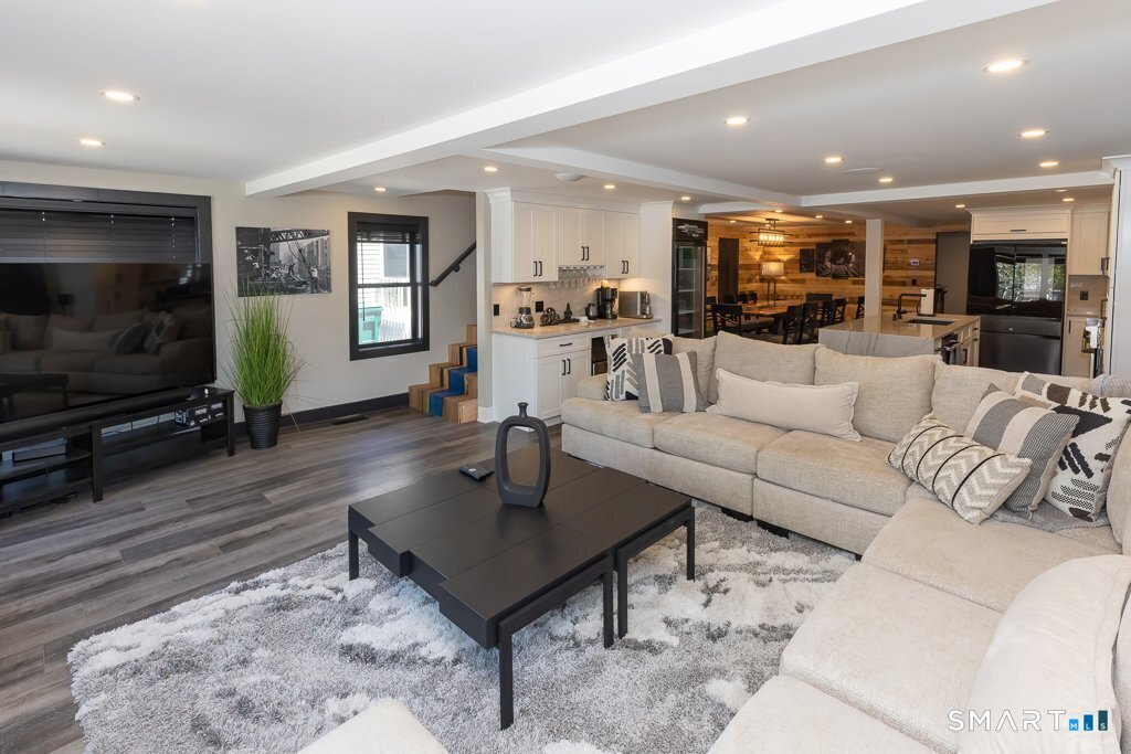48 Swan Avenue Old Lyme CT 06371