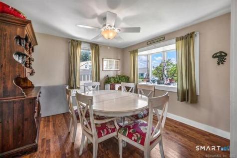 66 Oak Avenue Madison CT 06443