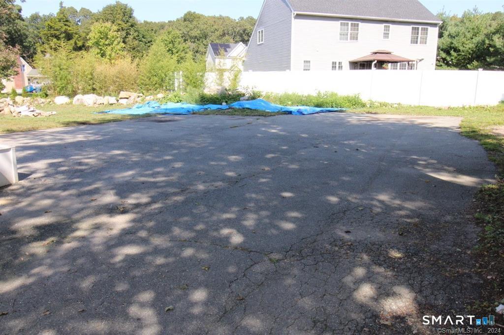 525 Boston Post Road Waterford CT 06385