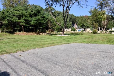 525 Boston Post Road Waterford CT 06385