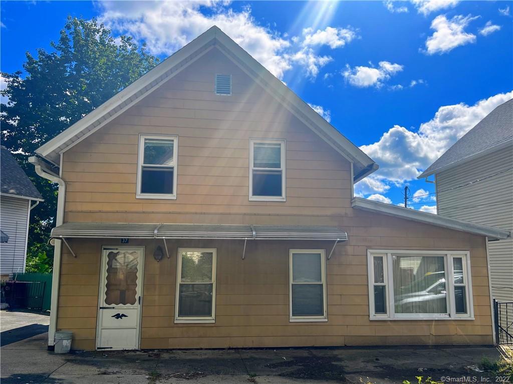 37 Pond Street Naugatuck CT 06770