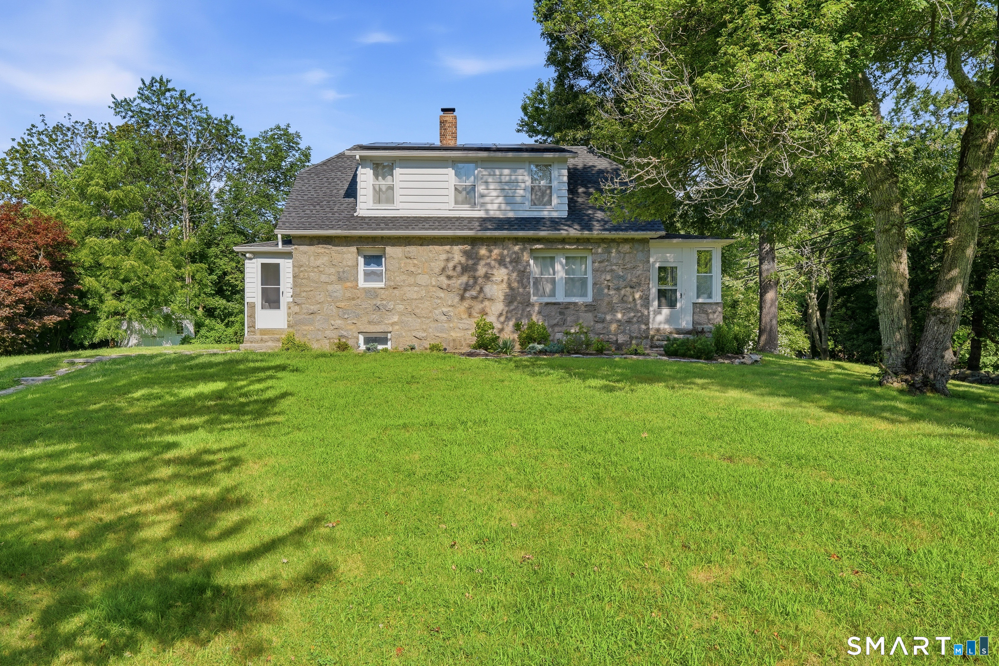 1 East Lake Drive Waterford CT 06375