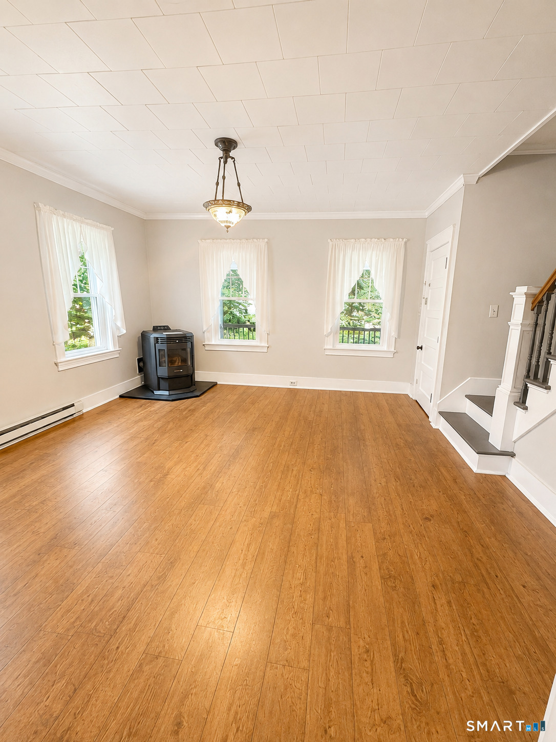 34 B Woodstock Road Pomfret CT 06259