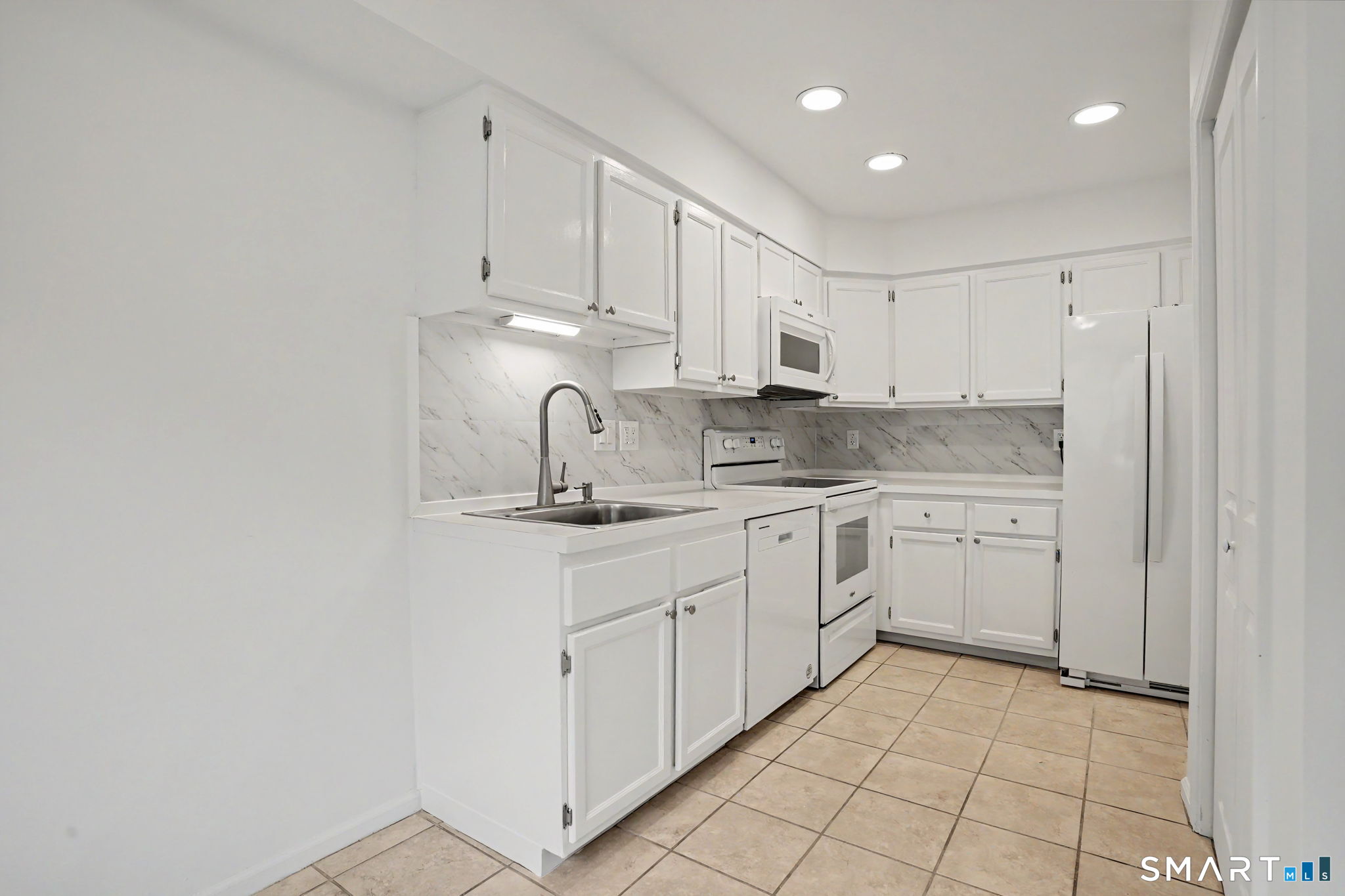 49 Deer Run Bethel CT 06801