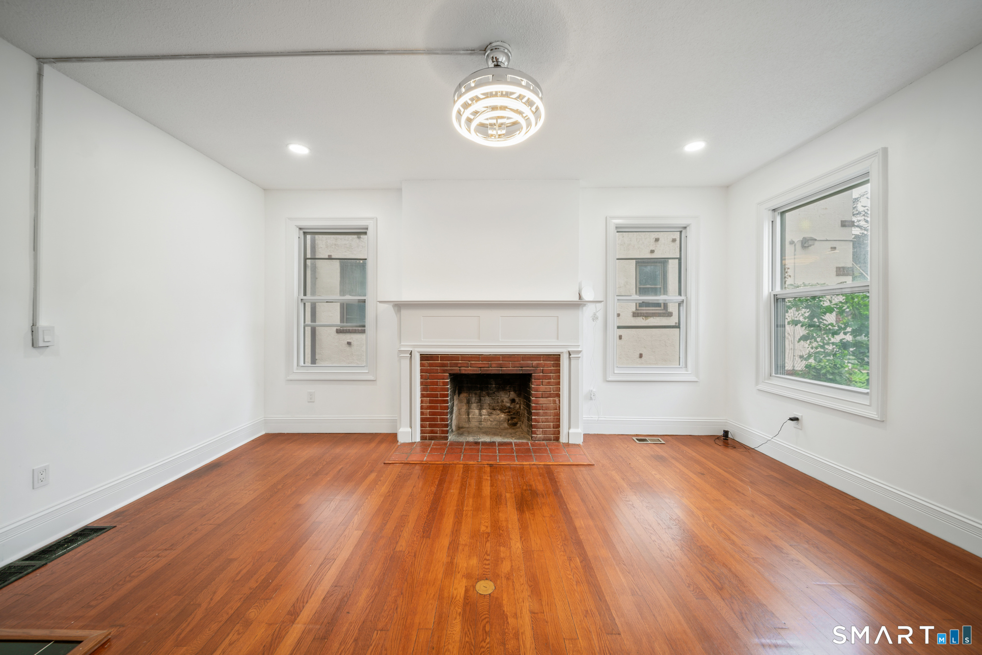 347 Alden Avenue New Haven CT 06515