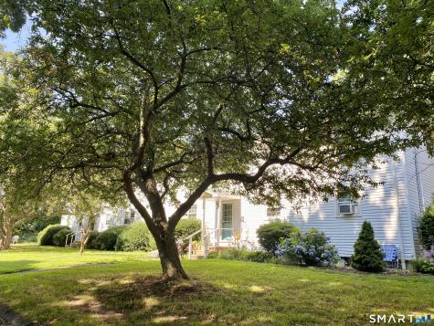 24 College Street Clinton CT 06413