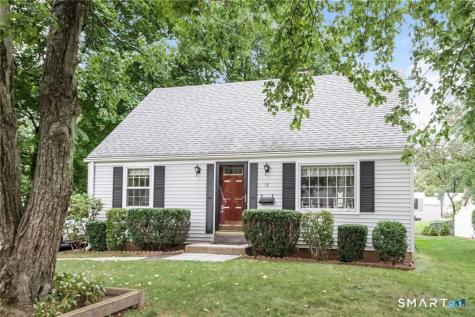 18 Whiteside Street Newington CT 06111