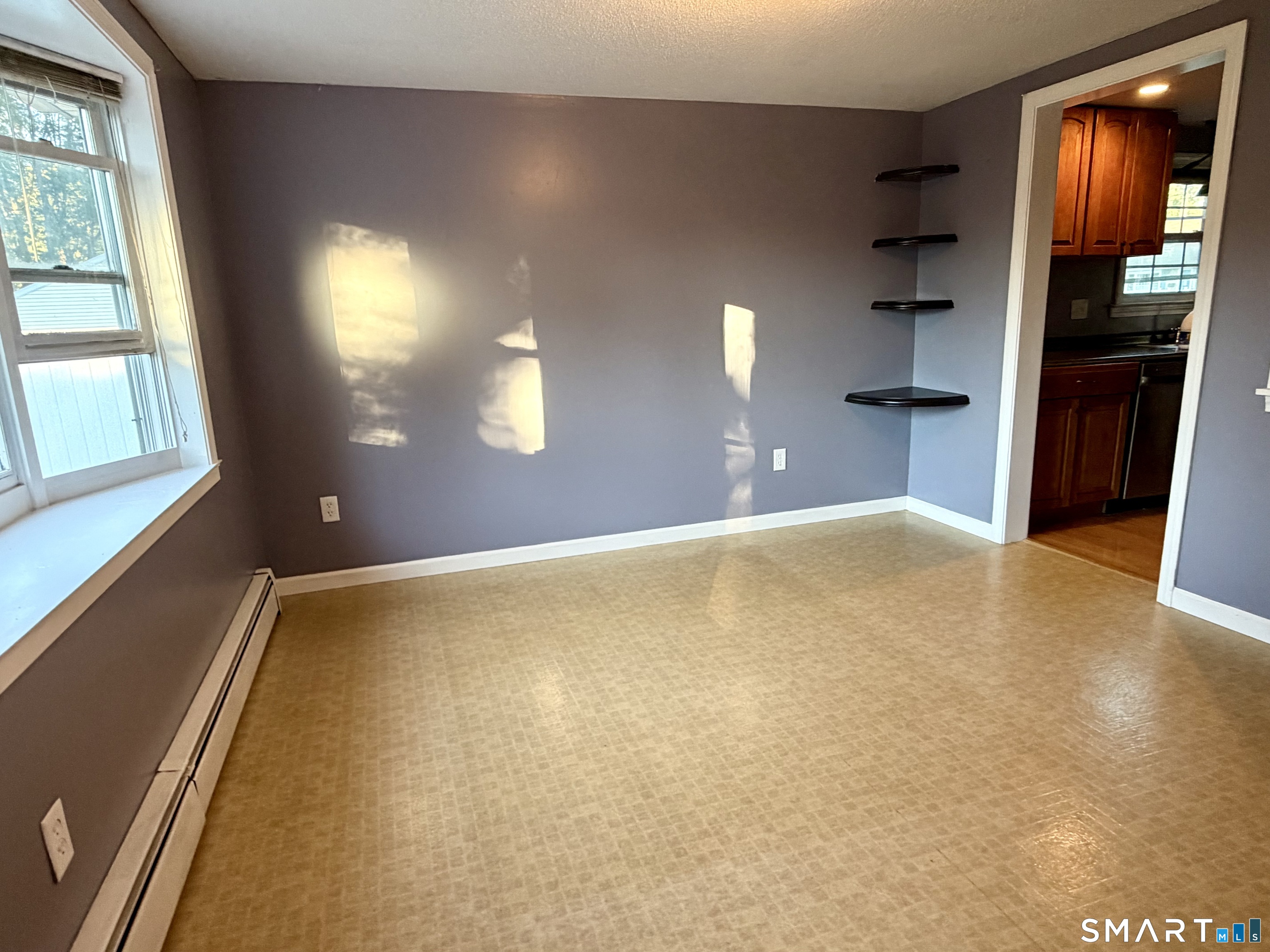 18 Whiteside Street Newington CT 06111