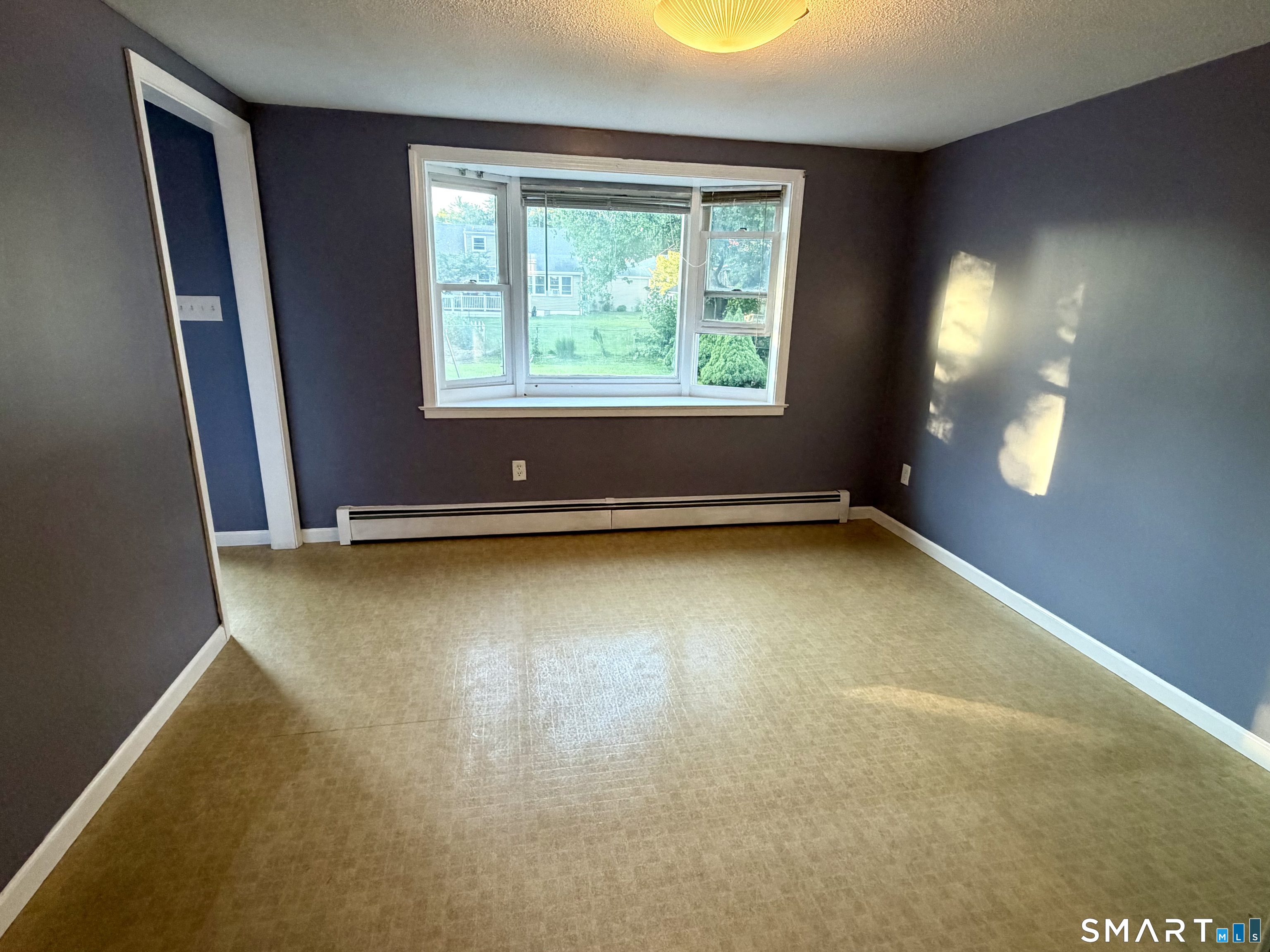 18 Whiteside Street Newington CT 06111