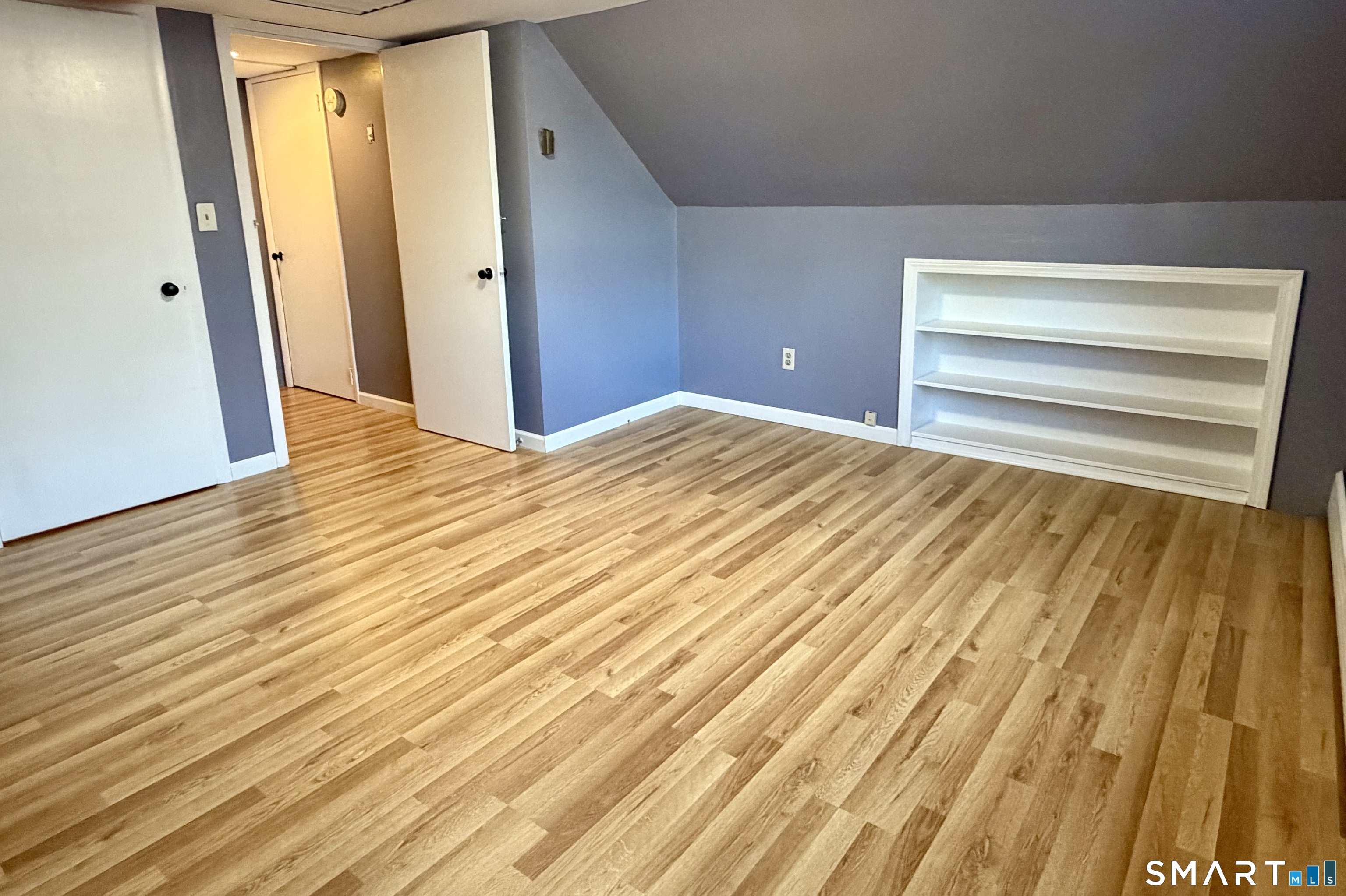 18 Whiteside Street Newington CT 06111