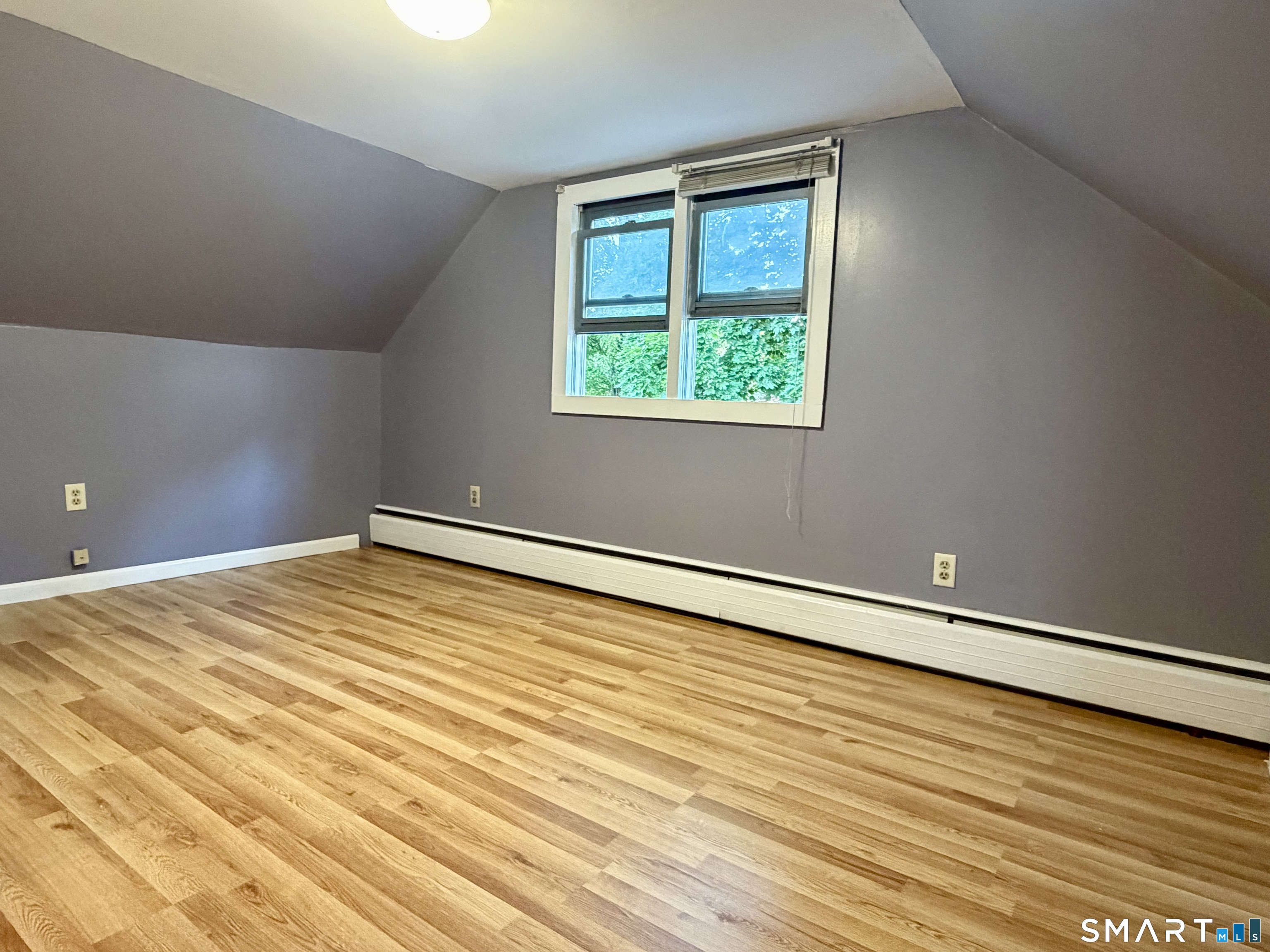 18 Whiteside Street Newington CT 06111
