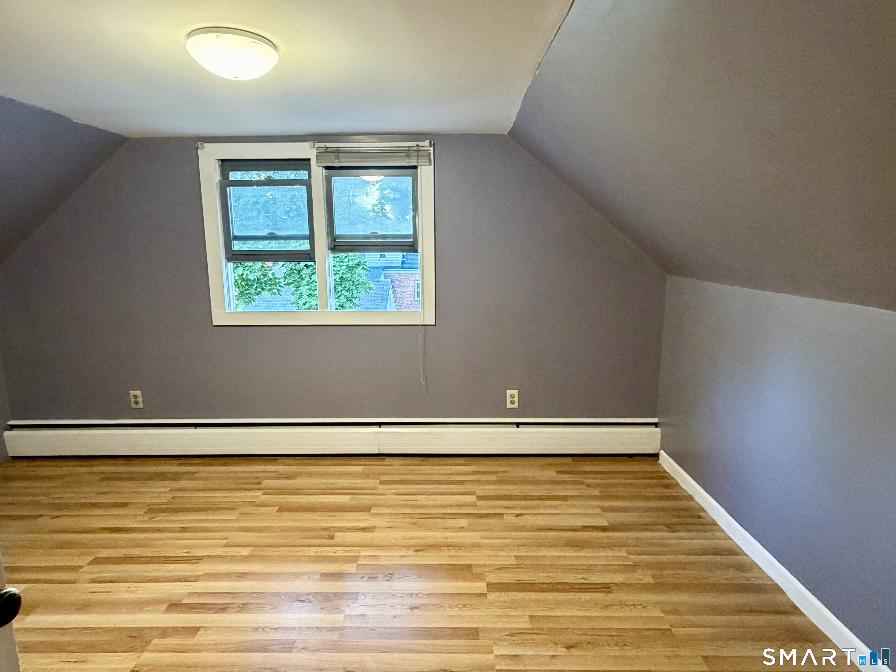 18 Whiteside Street Newington CT 06111
