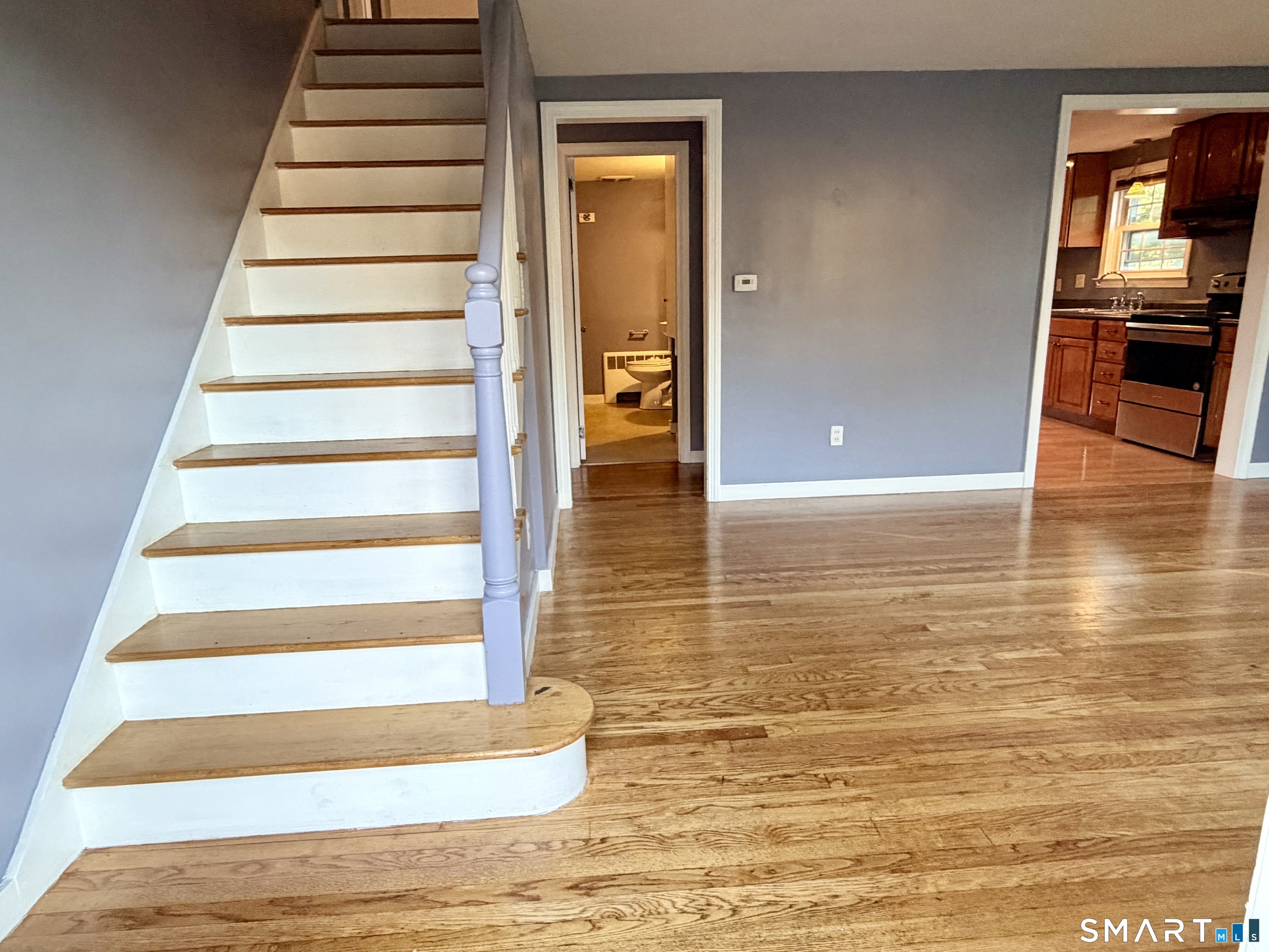 18 Whiteside Street Newington CT 06111