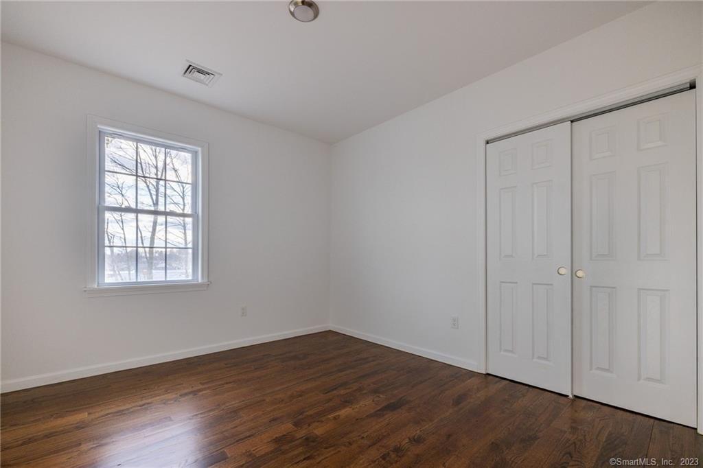 340 Pleasantview Avenue Bridgeport CT 06606