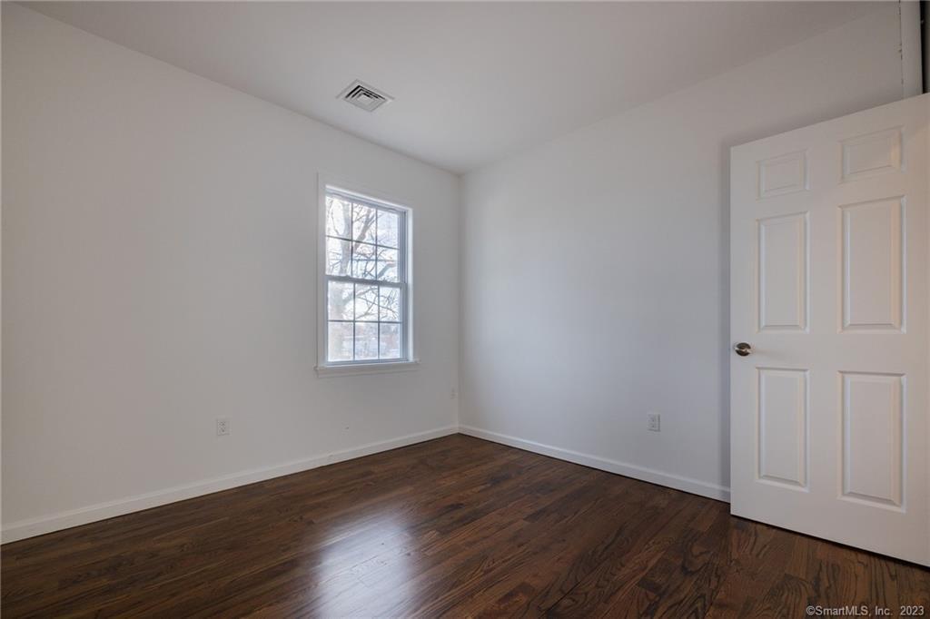 340 Pleasantview Avenue Bridgeport CT 06606