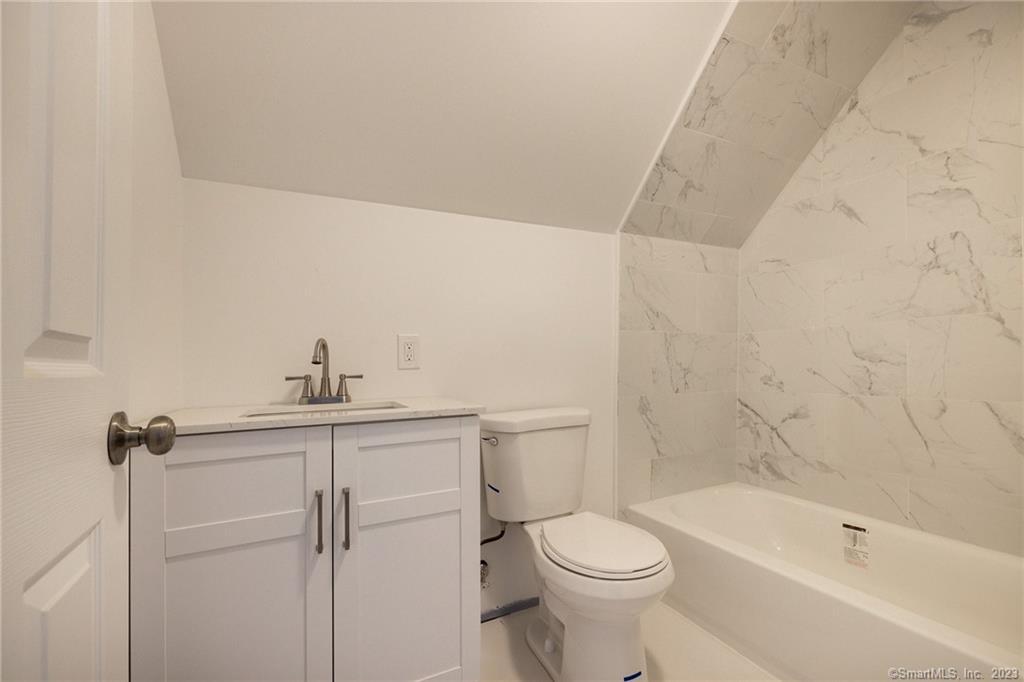 340 Pleasantview Avenue Bridgeport CT 06606