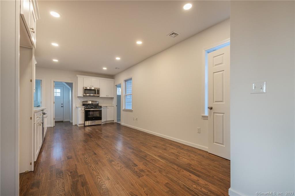 340 Pleasantview Avenue Bridgeport CT 06606