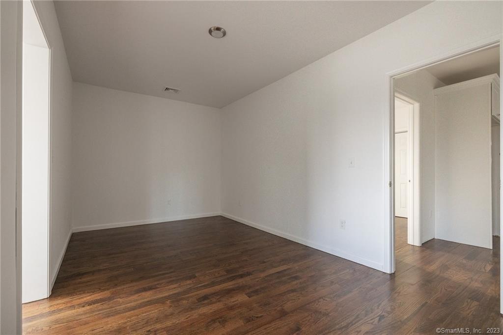 340 Pleasantview Avenue Bridgeport CT 06606
