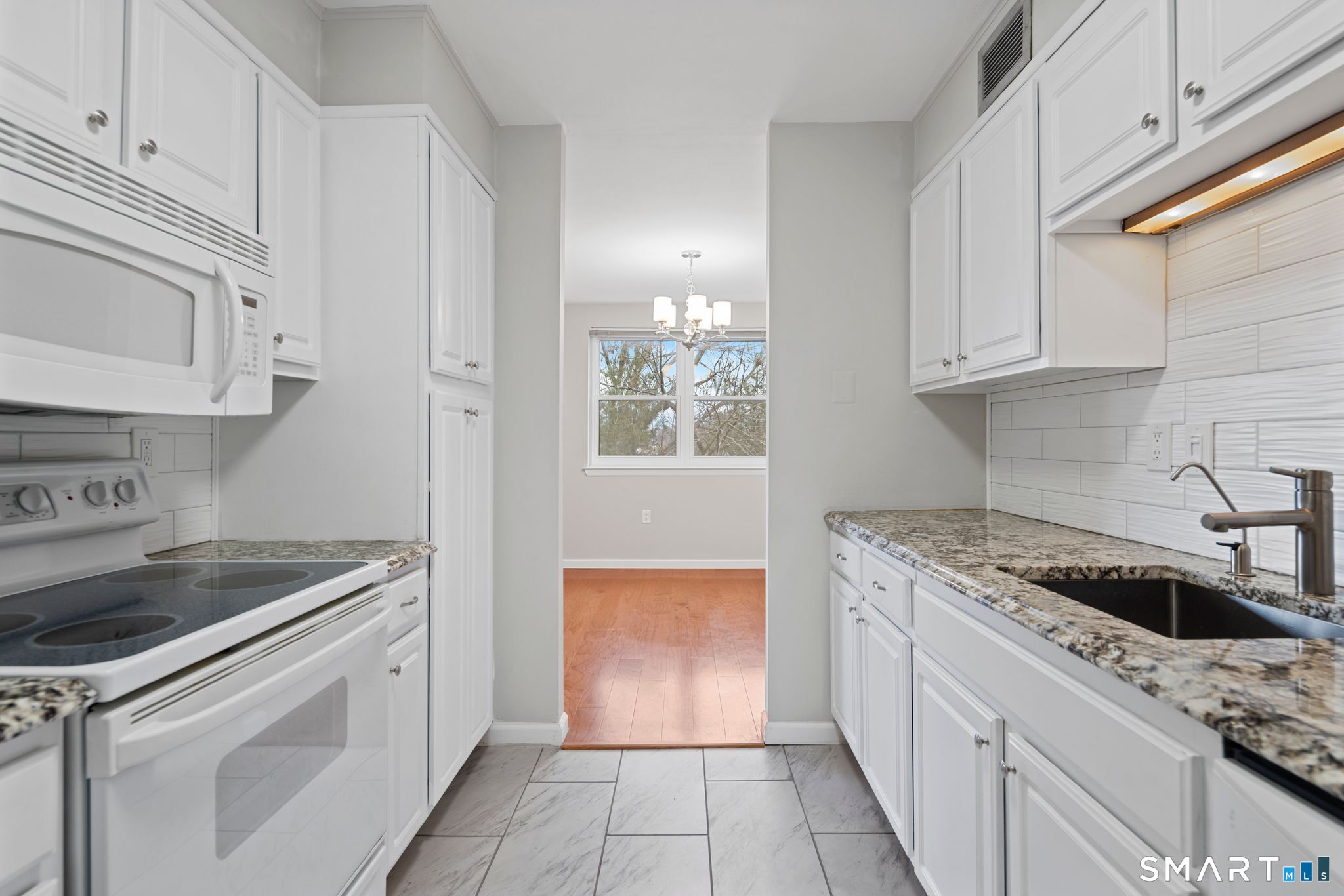 891 Farmington Avenue West Hartford CT 06119