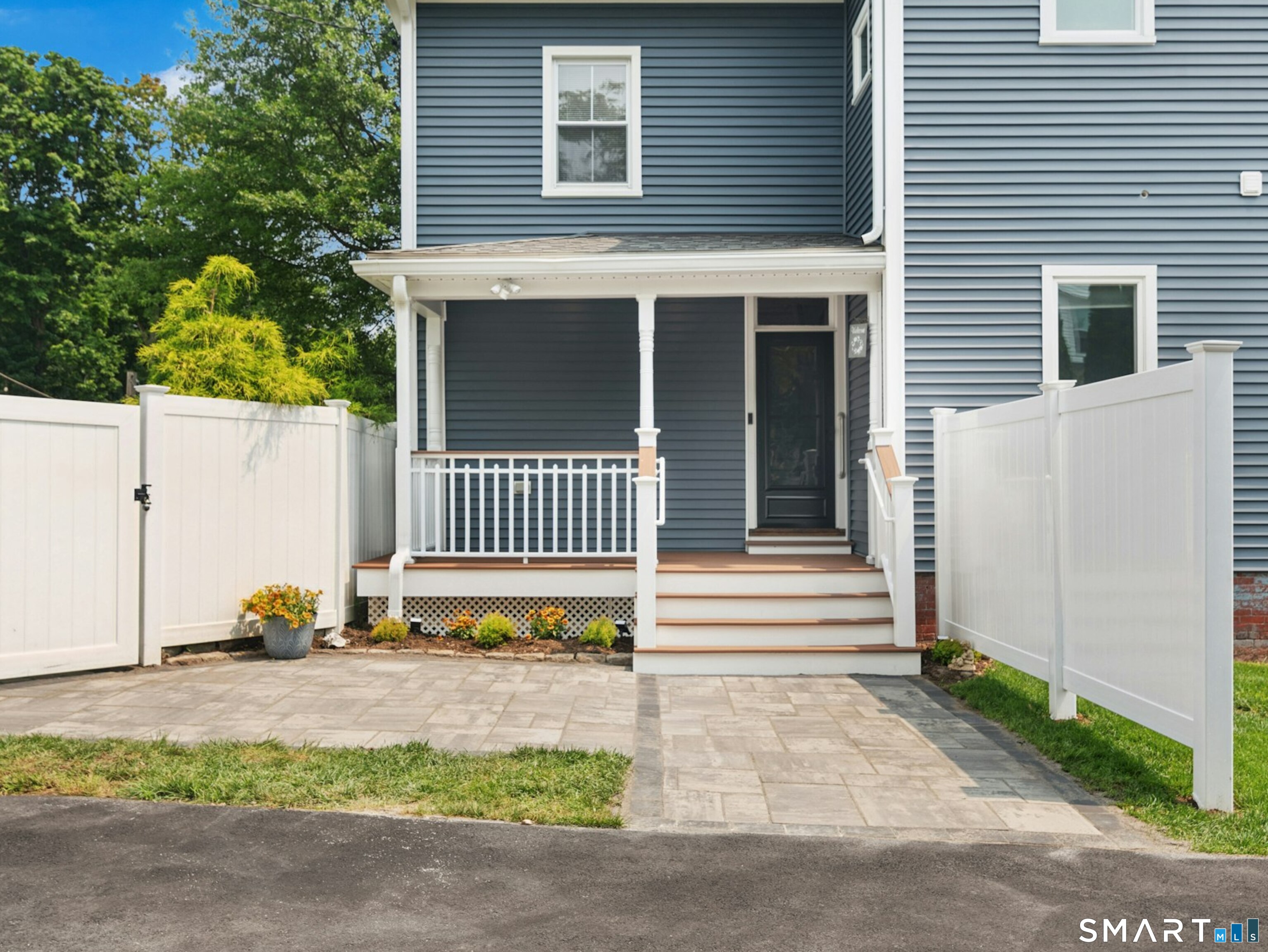 220 West Avenue Darien CT 06820