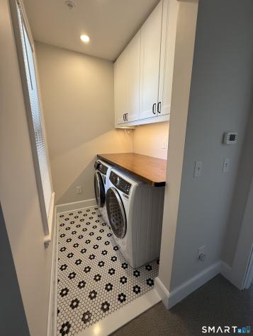 220 West Avenue Darien CT 06820