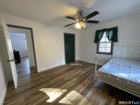 37 Long Meadow Road Oxford CT 06478