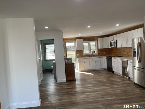 37 Long Meadow Road Oxford CT 06478