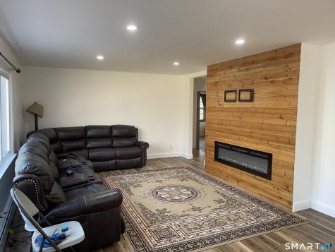 37 Long Meadow Road Oxford CT 06478