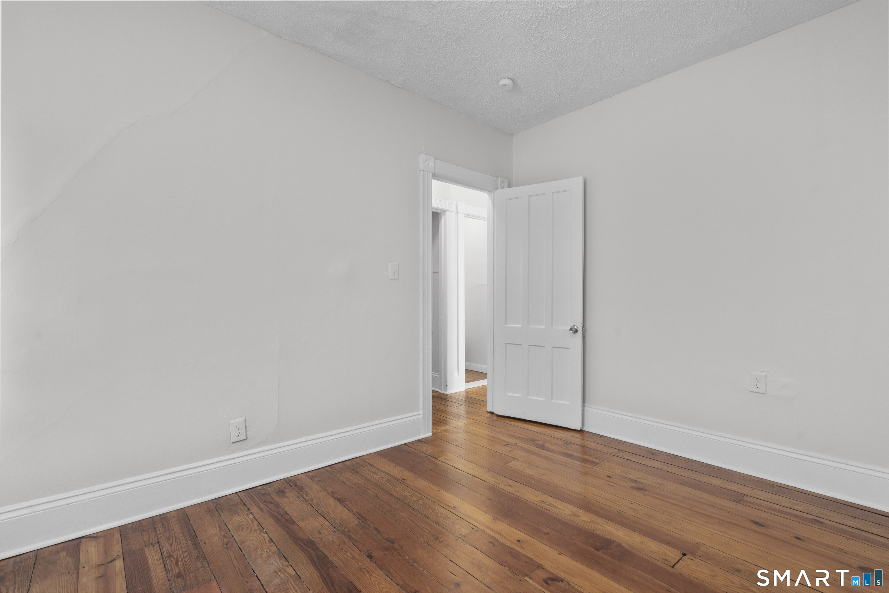 394 Gregory Street Bridgeport CT 06604
