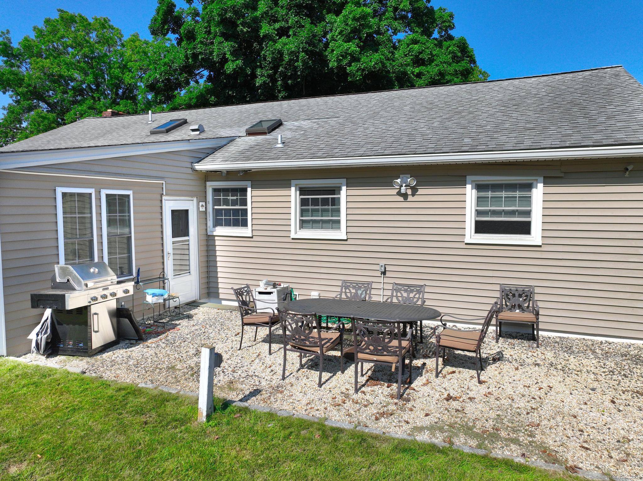 2 Old Well Court Norwalk CT 06855