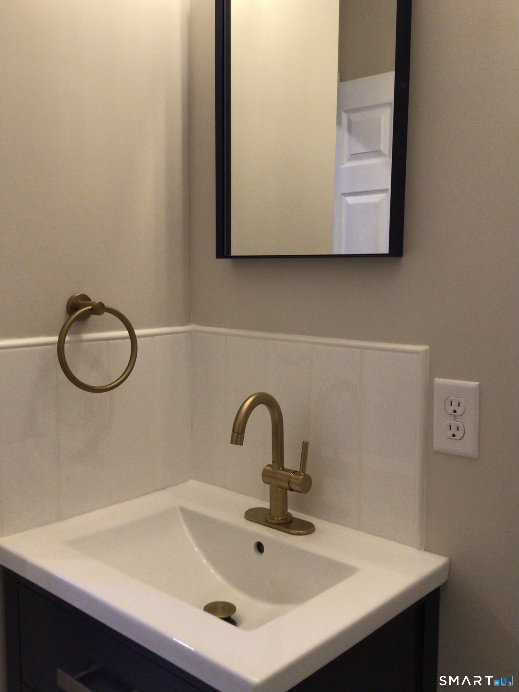 30 Charles Street Putnam CT 06260