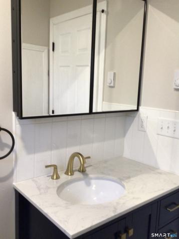 30 Charles Street Putnam CT 06260