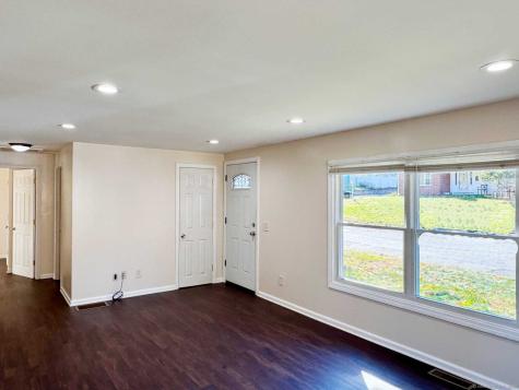 82 Spring Street Torrington CT 06790