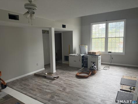 11 Concorde Way Windsor Locks CT 06096