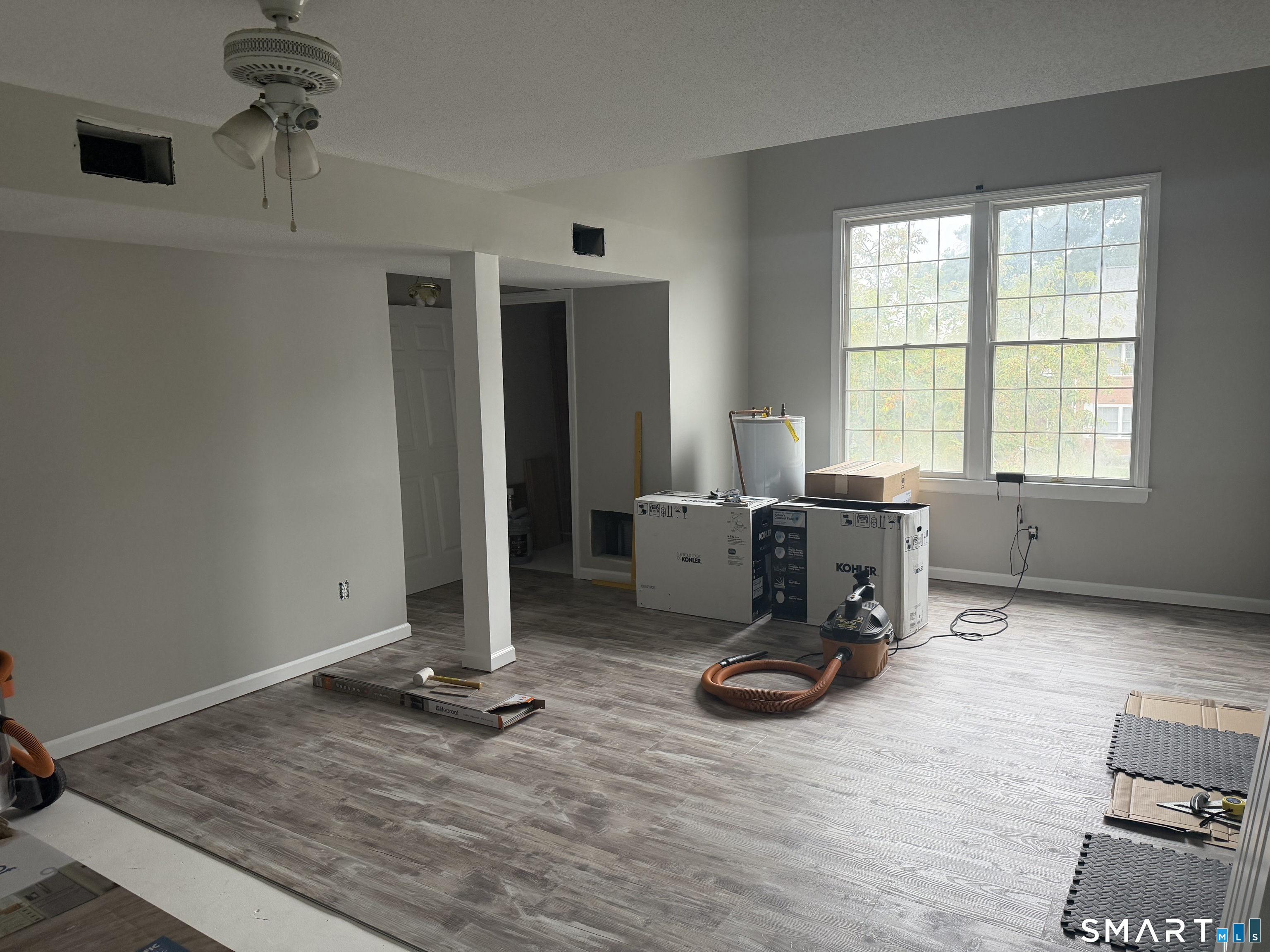 11 Concorde Way Windsor Locks CT 06096