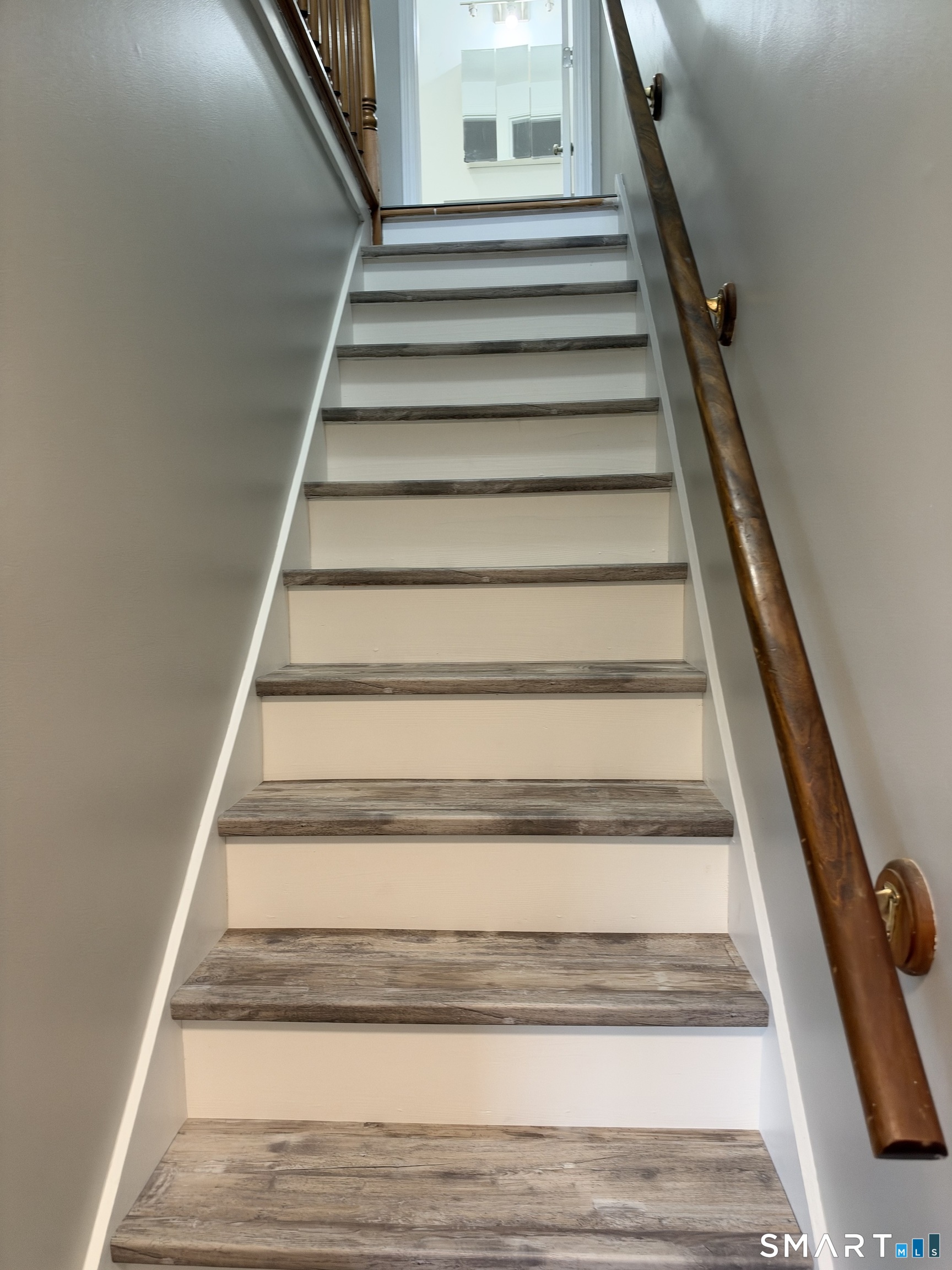 11 Concorde Way Windsor Locks CT 06096