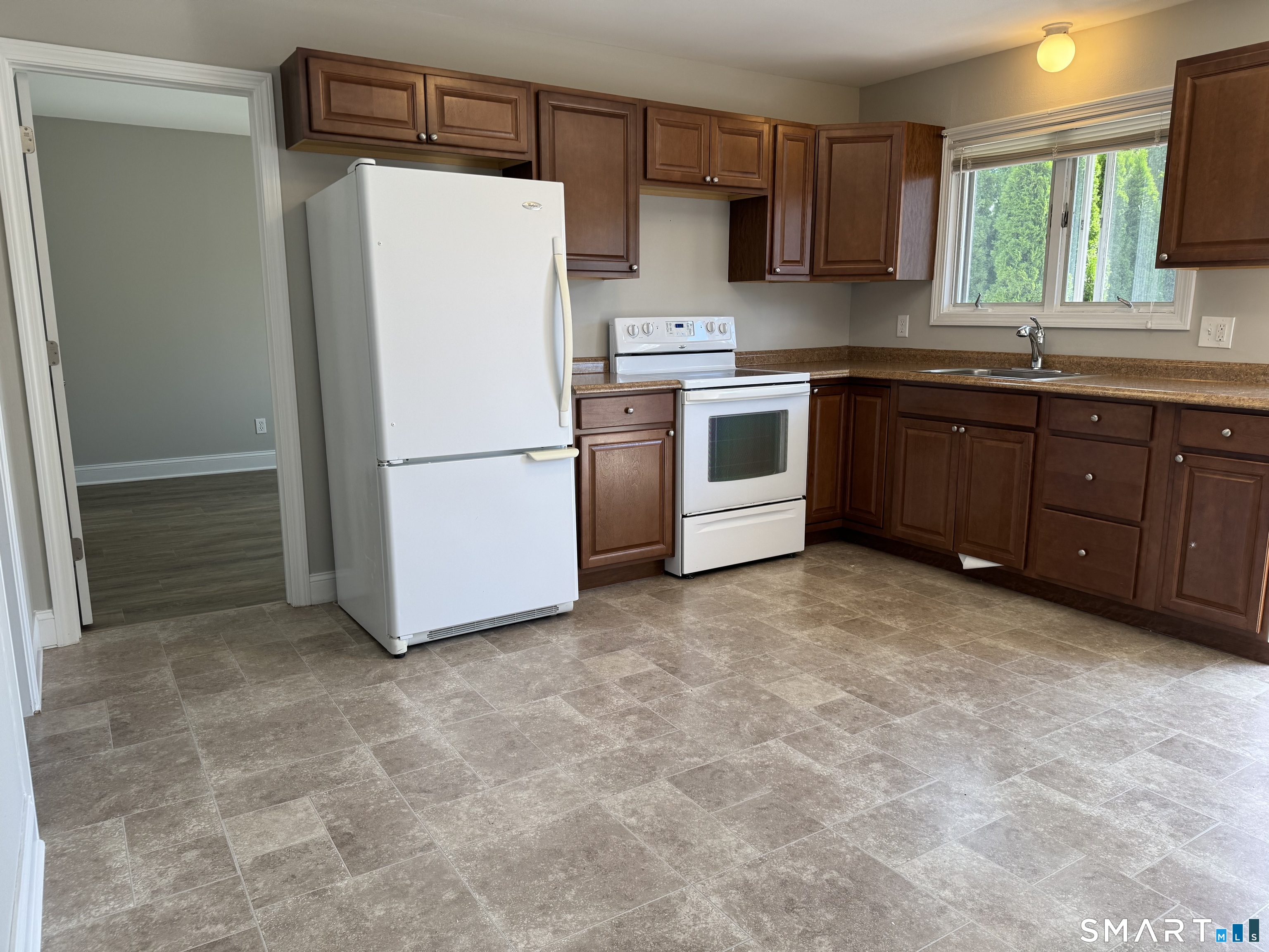 93 South Cliff Street Ansonia CT 06401