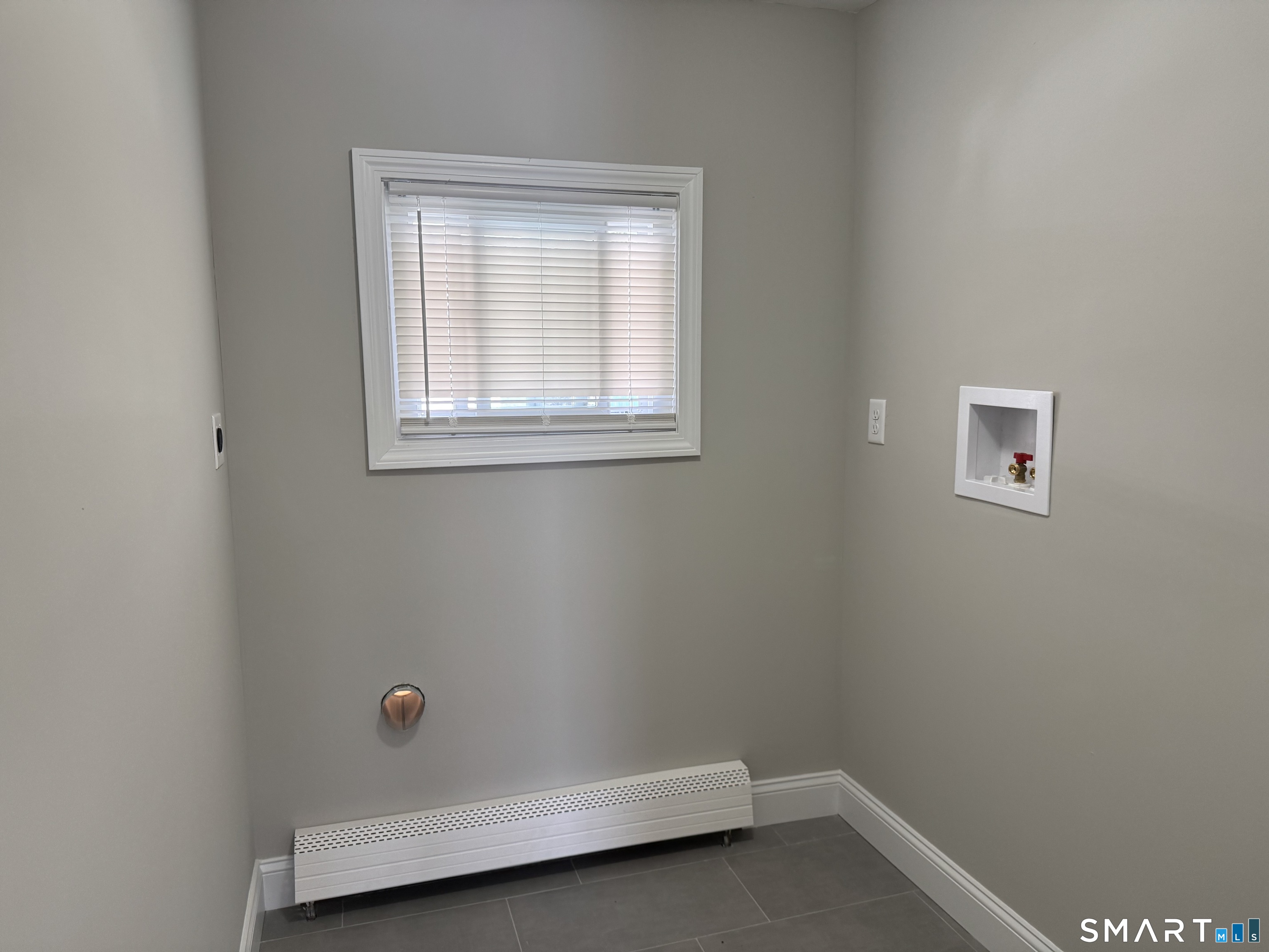 93 South Cliff Street Ansonia CT 06401