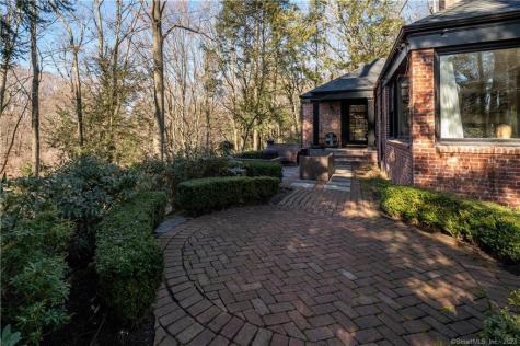 146 Hartford Turnpike Hamden CT 06517