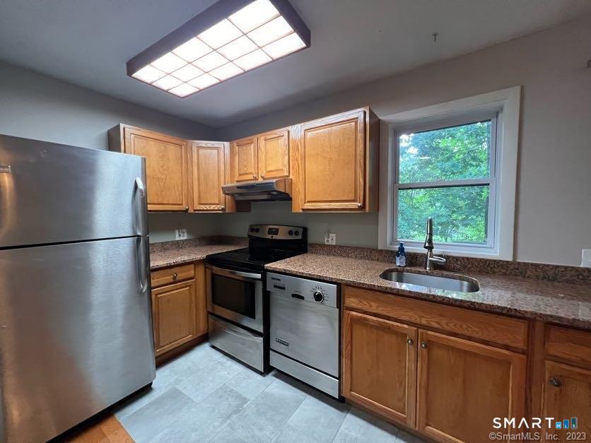223 Flanders Road East Lyme CT 06357
