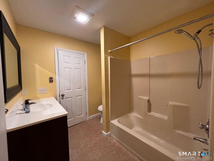 223 Flanders Road East Lyme CT 06357