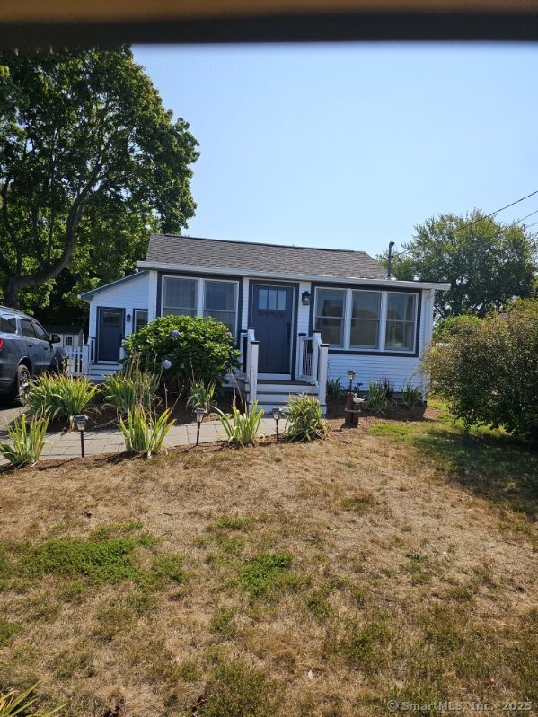 185 Shore Road Waterford CT 06385