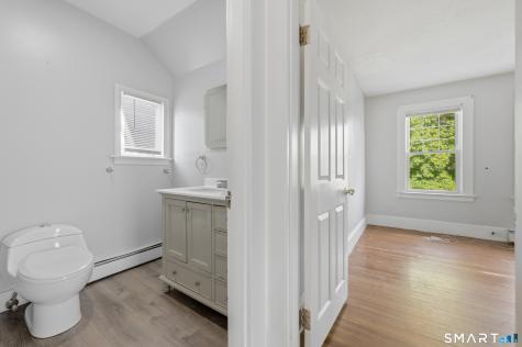 2 Oakland Avenue Waterbury CT 06710