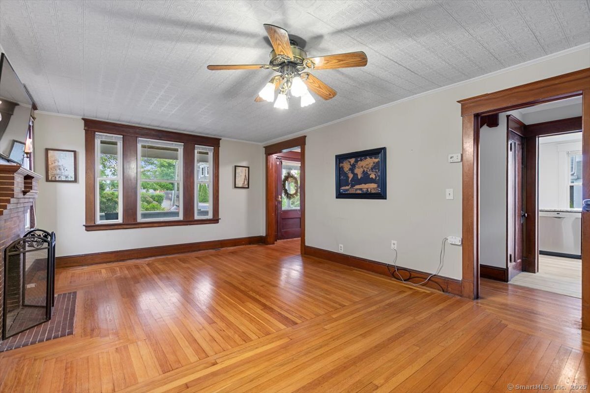 384 High Street Middletown CT 06457