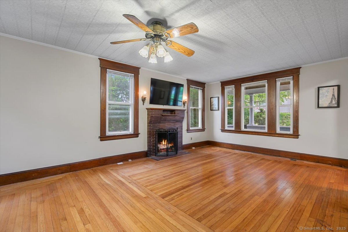 384 High Street Middletown CT 06457