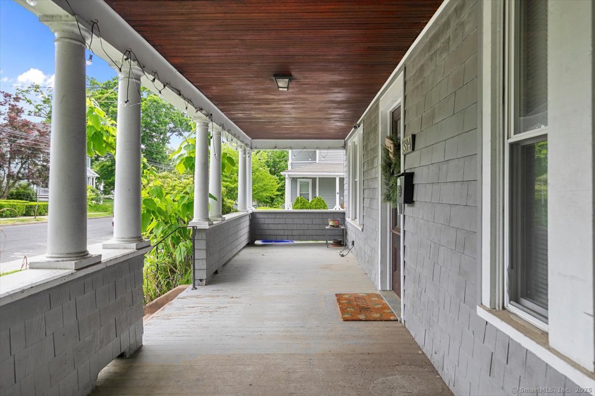 384 High Street Middletown CT 06457