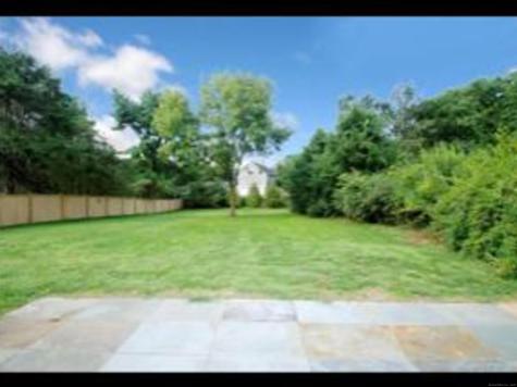 15 Bulkley North Avenue Westport CT 06880
