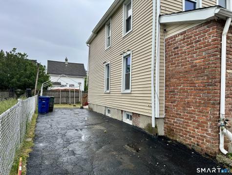 62 Clifford Street Bridgeport CT 06607